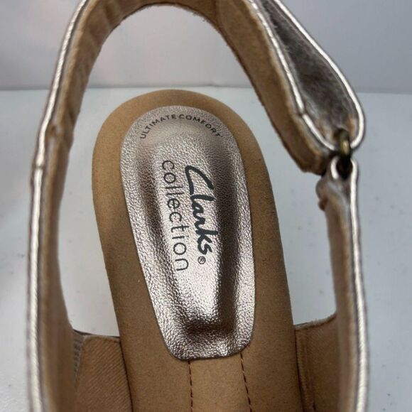 Clarks Kyarra Aster Gold Leather Wedge Sandals Slingback Womens Adjustable - Picture 10 of 12